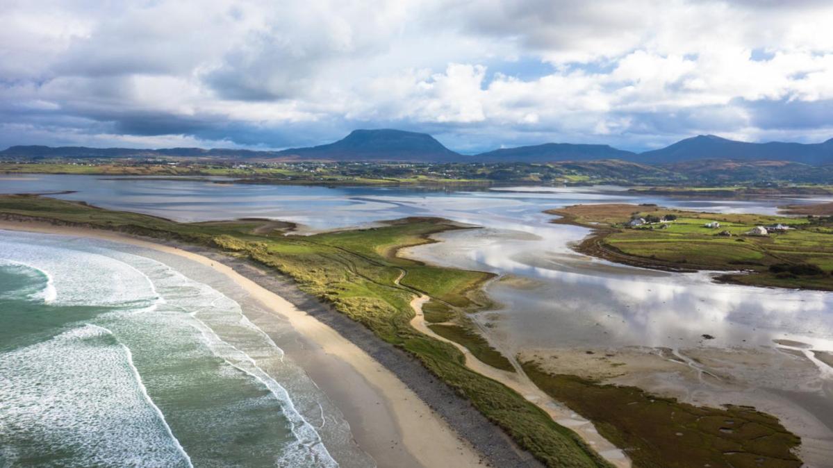 Dungloe Lakeside Lodging 아파트 외부 사진