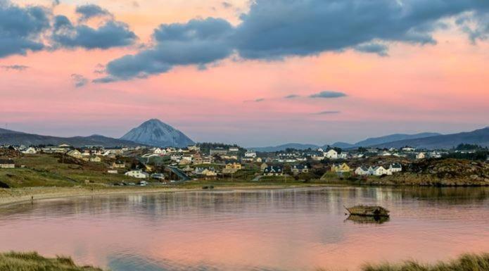 Dungloe Lakeside Lodging 아파트 외부 사진